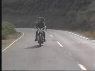 Thơm hitchhiker 1984 với kimberly carson: miễn phí khiêu dâm 42