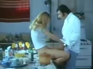 Les queutardes 1977: free xczech porno video b1