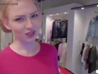 الروسية مبيعات attendant تمتص قضيب و يحصل على مارس الجنس إلى | xhamster