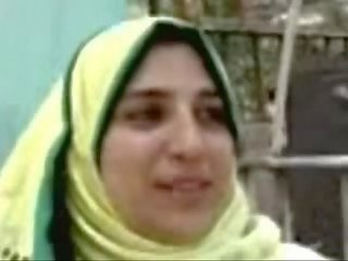 Egjiptiane hijab sharmota duke thithur një organ seksual i mashkullit - live.arabsonweb.com