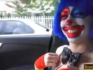 Тънък клоун mikayla има безплатно изпразване на уста