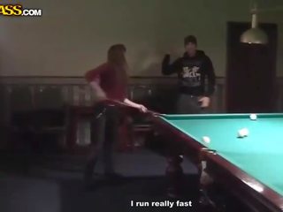 Randy ofitsiantka at billiards gets naked and agzyňa almak